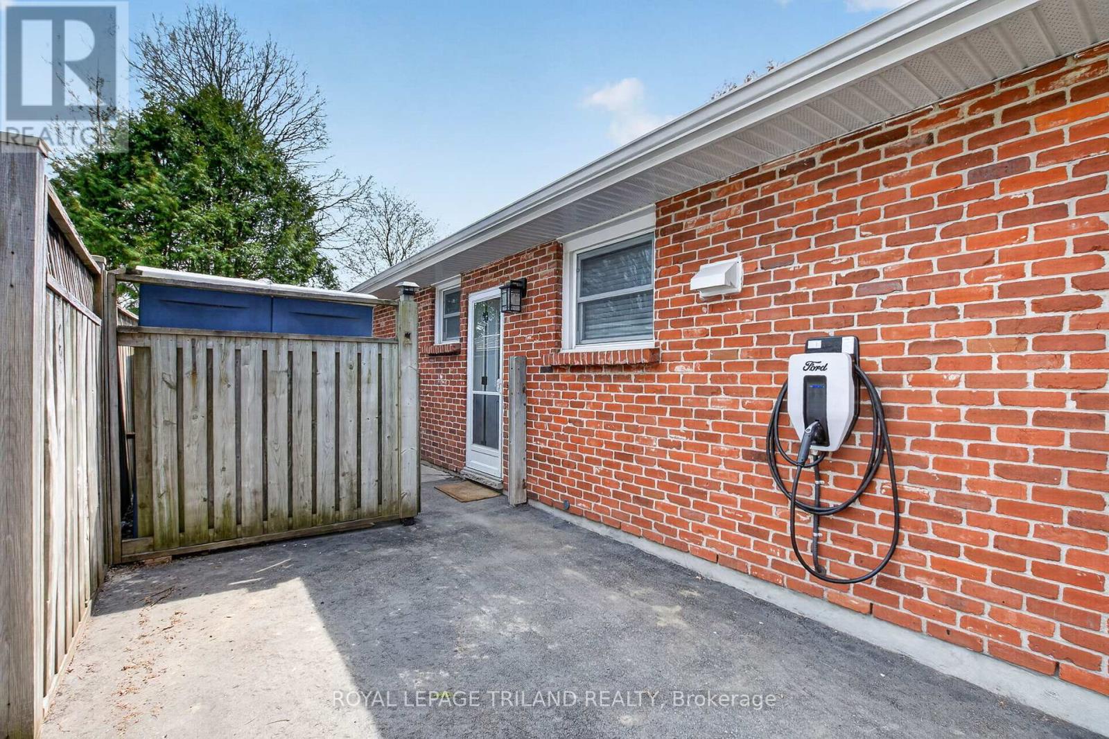 33 Buchan Road, London East, Ontario  N5V 1K9 - Photo 31 - X13046528