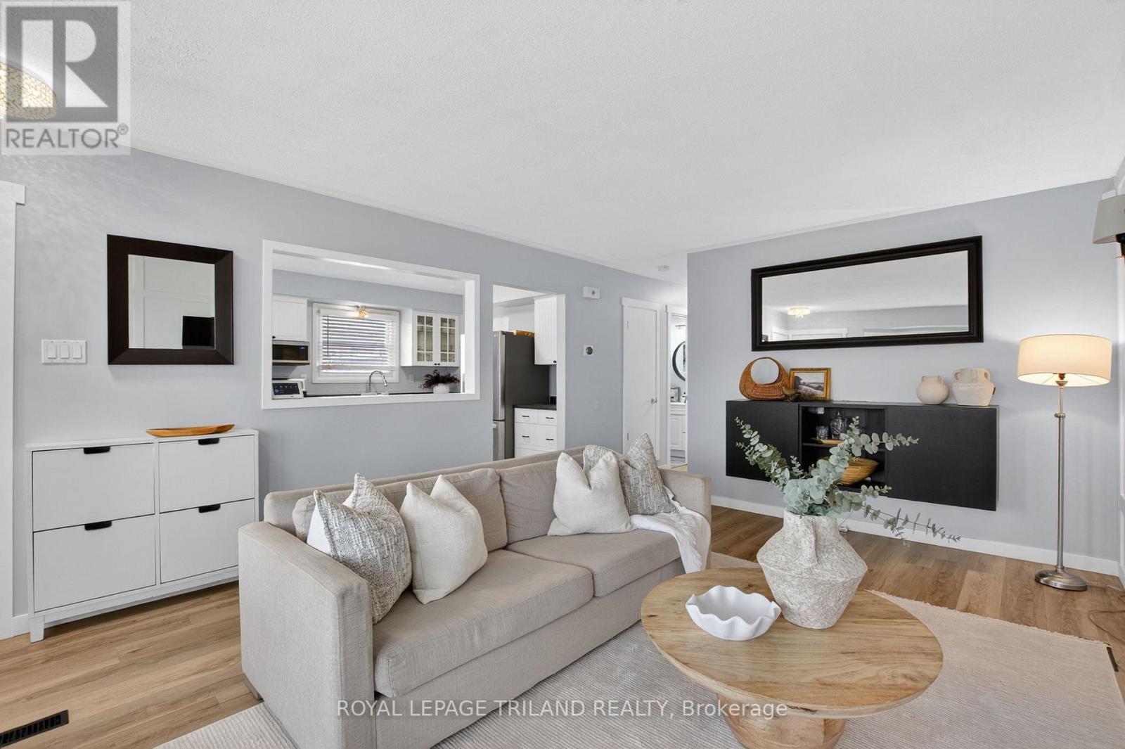 33 Buchan Road, London East, Ontario  N5V 1K9 - Photo 5 - X13046528