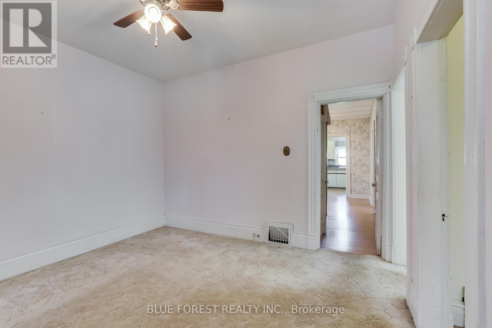 960 Hackett Street, London East, Ontario  N5Z 1M2 - Photo 3 - X13046536