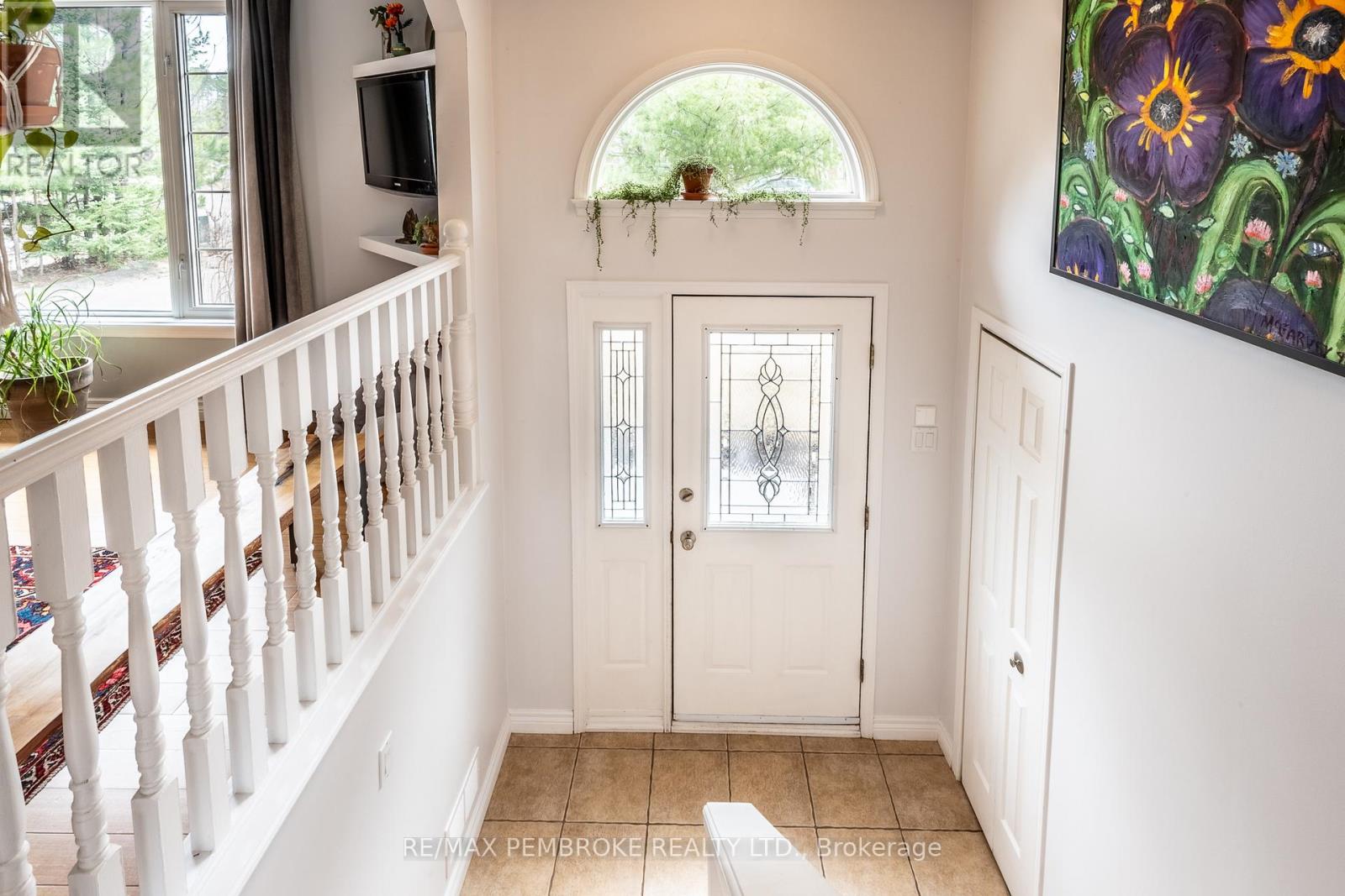 18 Cardinal Crescent, Petawawa, Ontario  K8H 3N9 - Photo 13 - X13046492