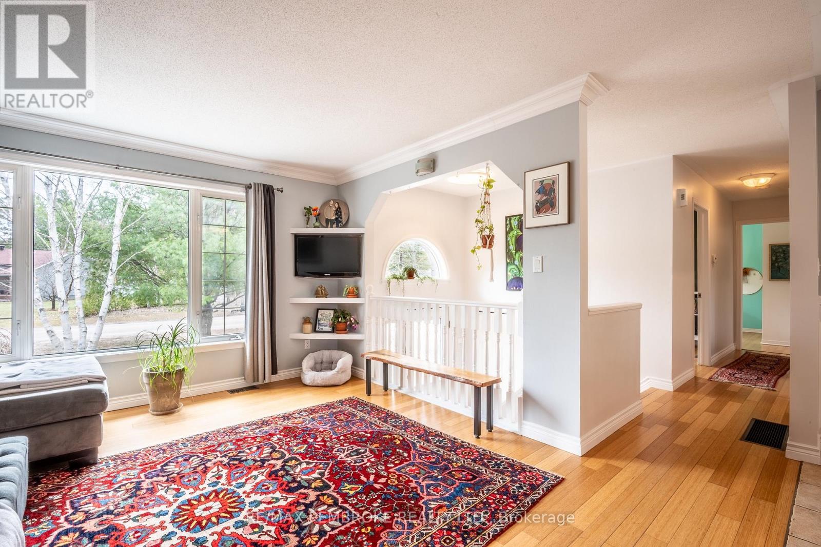 18 Cardinal Crescent, Petawawa, Ontario  K8H 3N9 - Photo 14 - X13046492