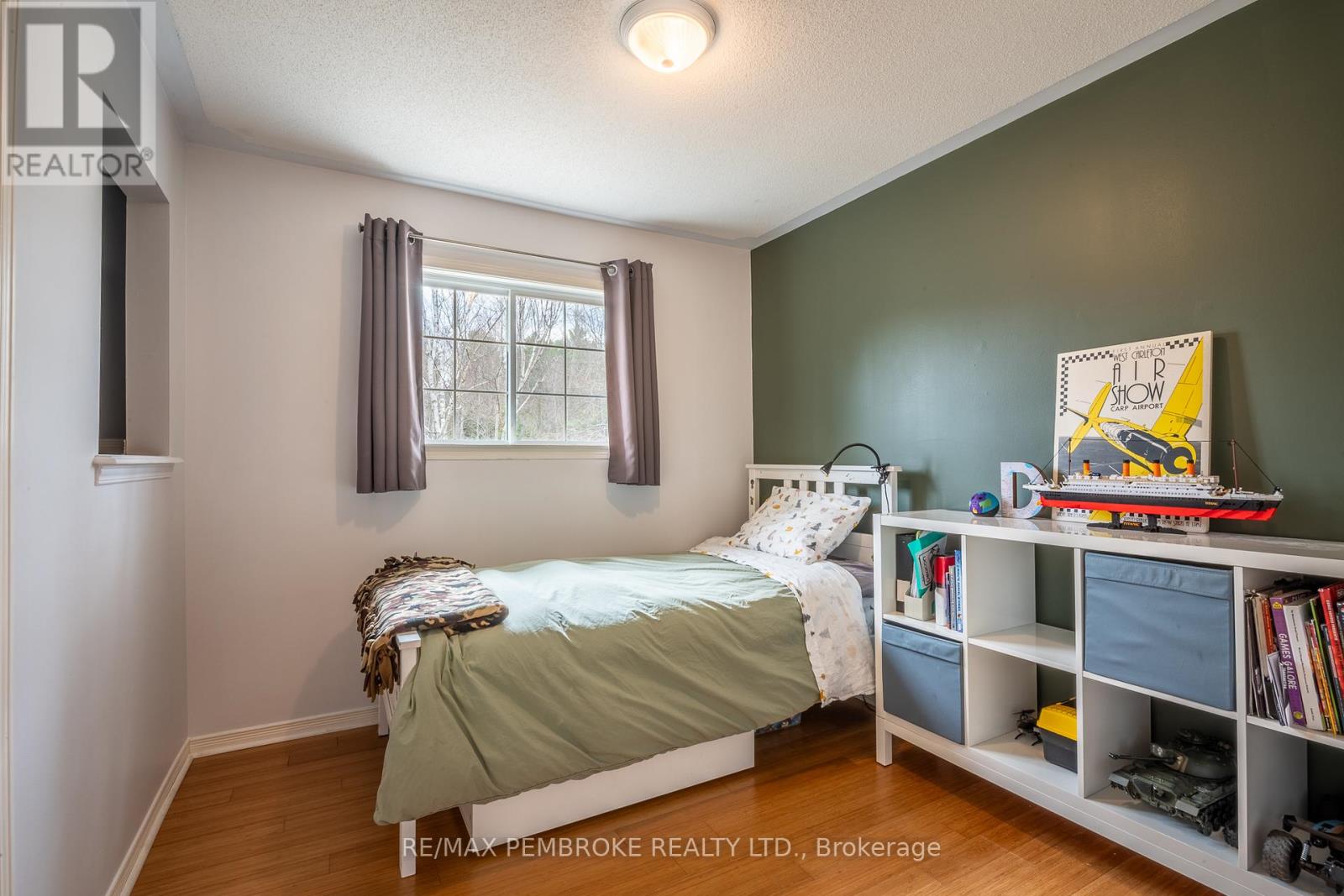 18 Cardinal Crescent, Petawawa, Ontario  K8H 3N9 - Photo 25 - X13046492