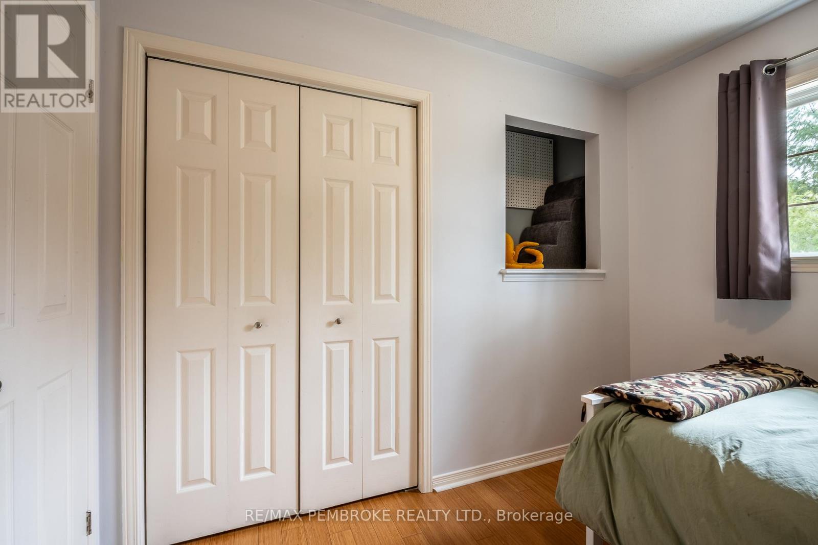 18 Cardinal Crescent, Petawawa, Ontario  K8H 3N9 - Photo 26 - X13046492