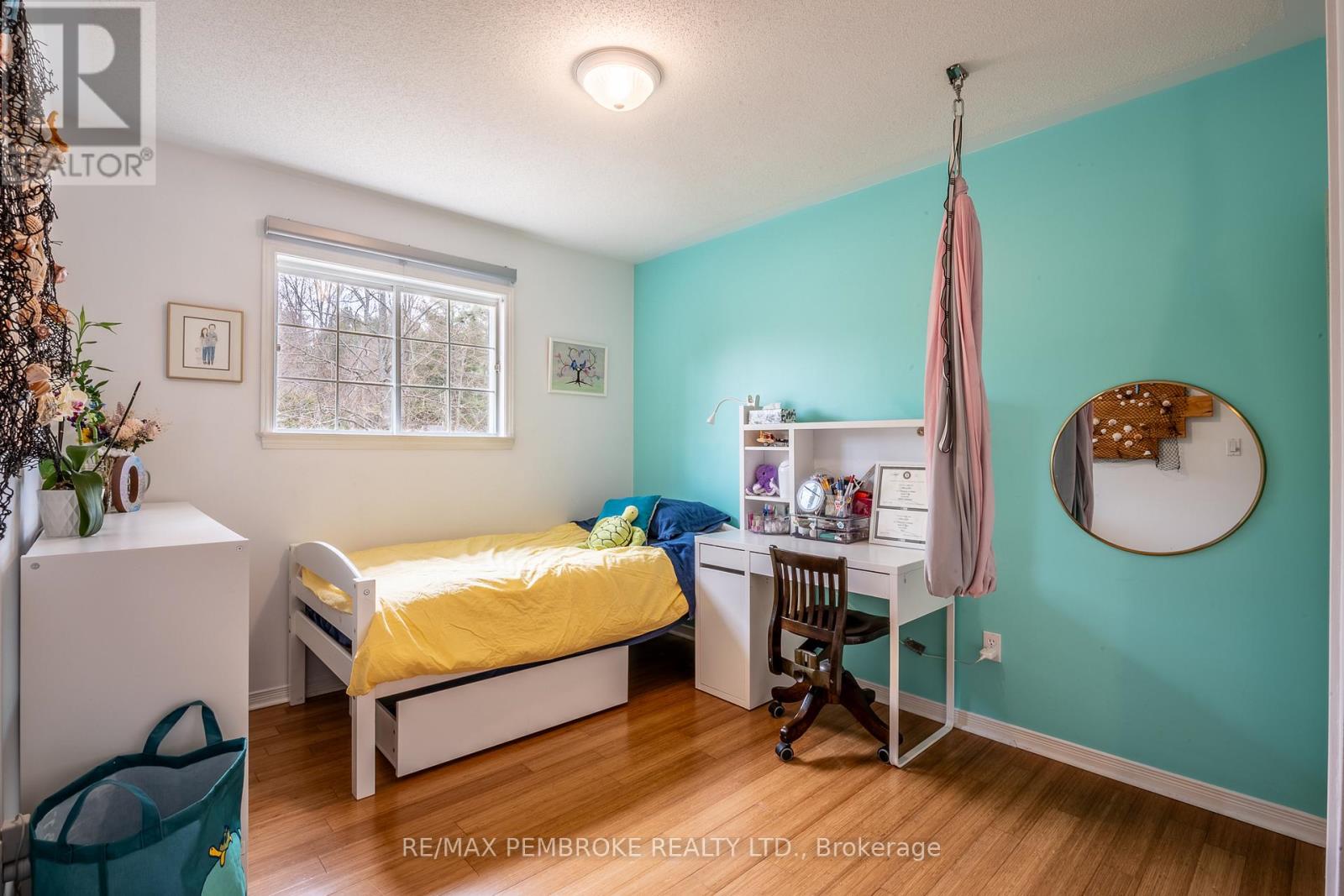 18 Cardinal Crescent, Petawawa, Ontario  K8H 3N9 - Photo 30 - X13046492