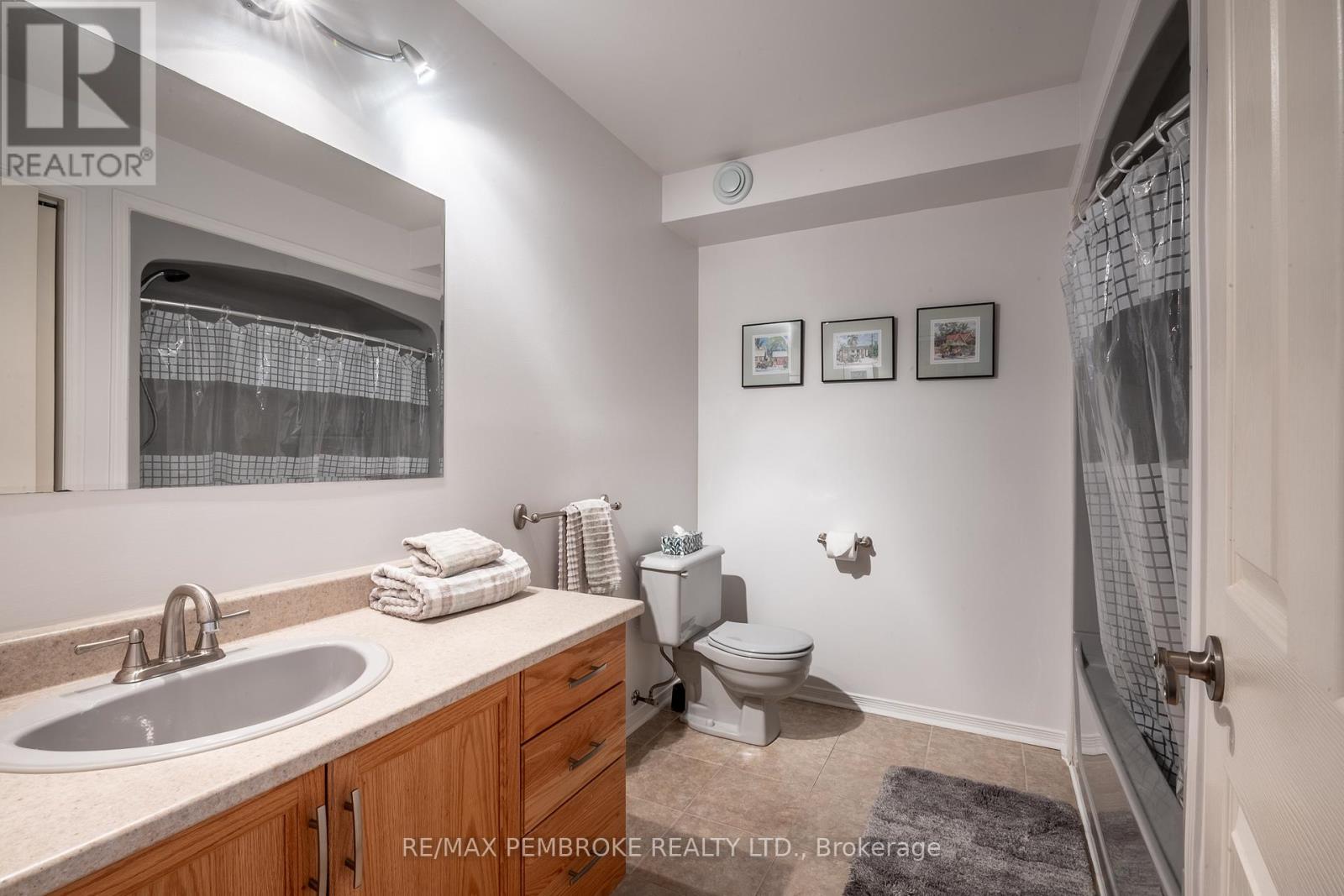 18 Cardinal Crescent, Petawawa, Ontario  K8H 3N9 - Photo 38 - X13046492