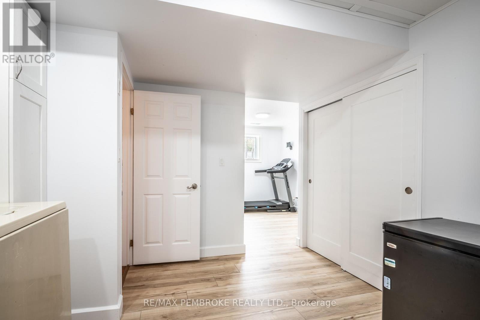 18 Cardinal Crescent, Petawawa, Ontario  K8H 3N9 - Photo 42 - X13046492