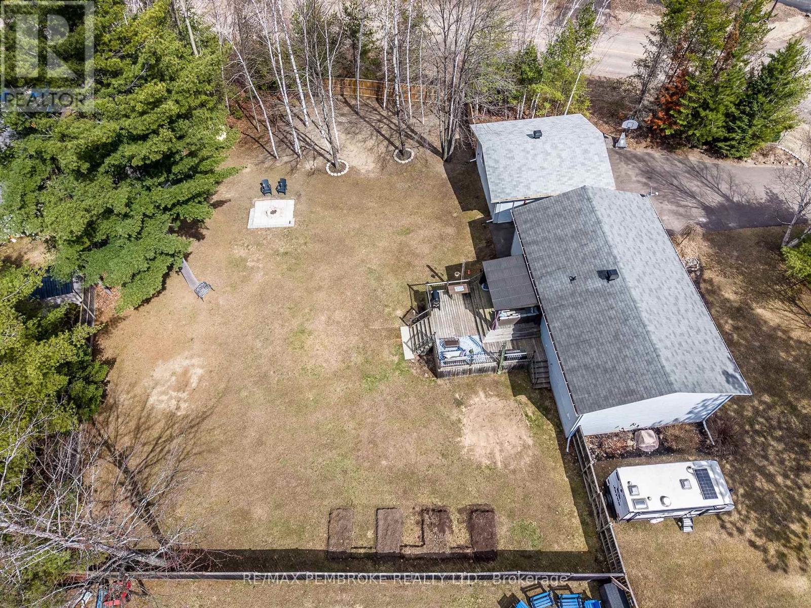 18 Cardinal Crescent, Petawawa, Ontario  K8H 3N9 - Photo 46 - X13046492