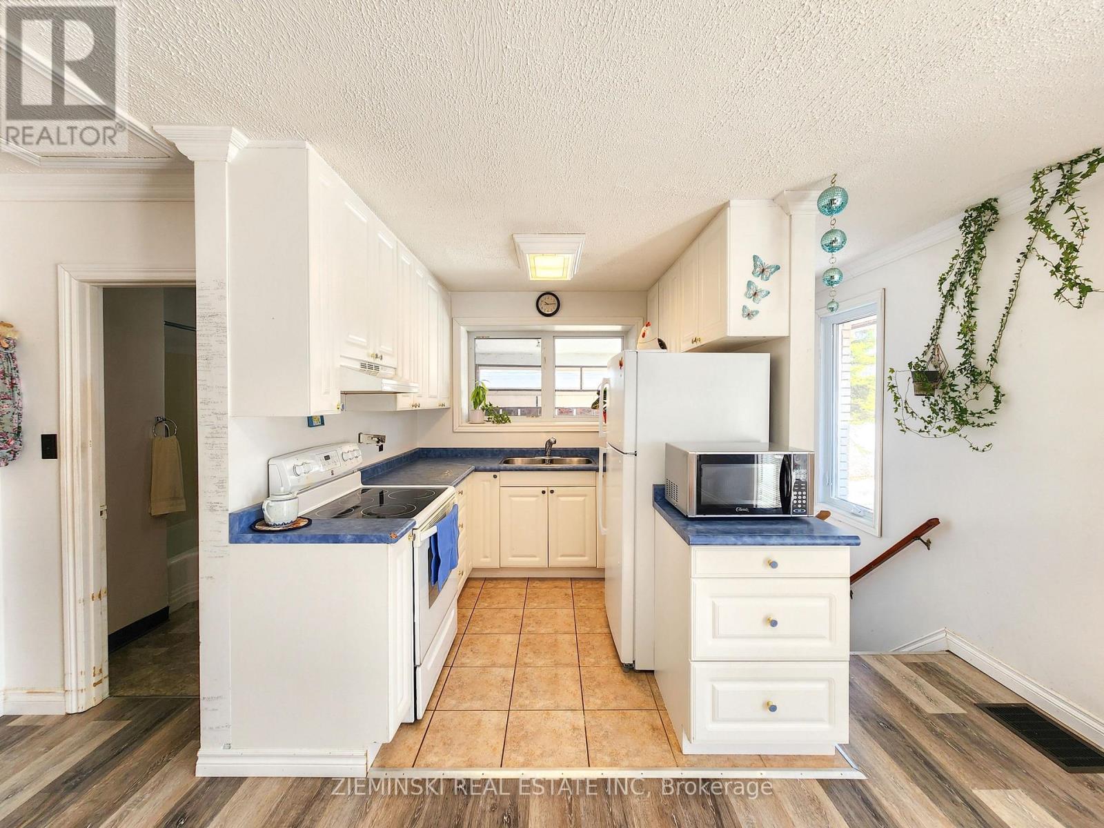 120 Picadilly Circle, Iroquois Falls, Ontario  P0K 1E0 - Photo 13 - T13046542