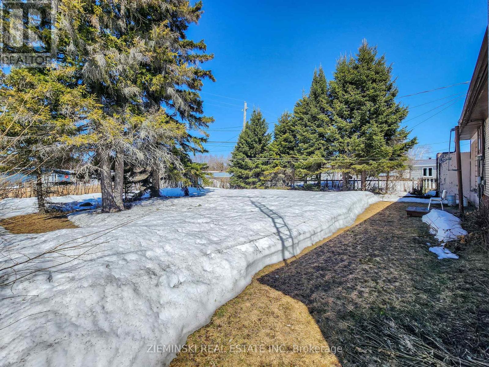 120 Picadilly Circle, Iroquois Falls, Ontario  P0K 1E0 - Photo 33 - T13046542