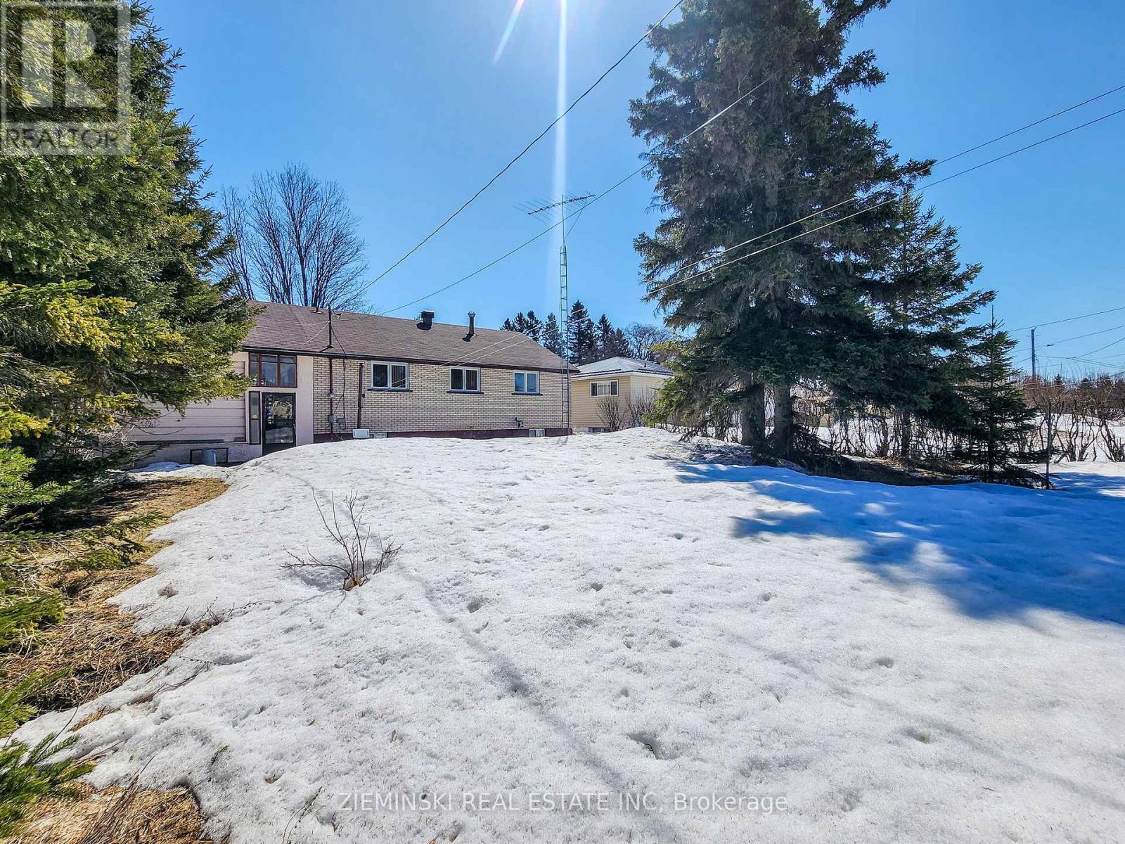 120 Picadilly Circle, Iroquois Falls, Ontario  P0K 1E0 - Photo 34 - T13046542