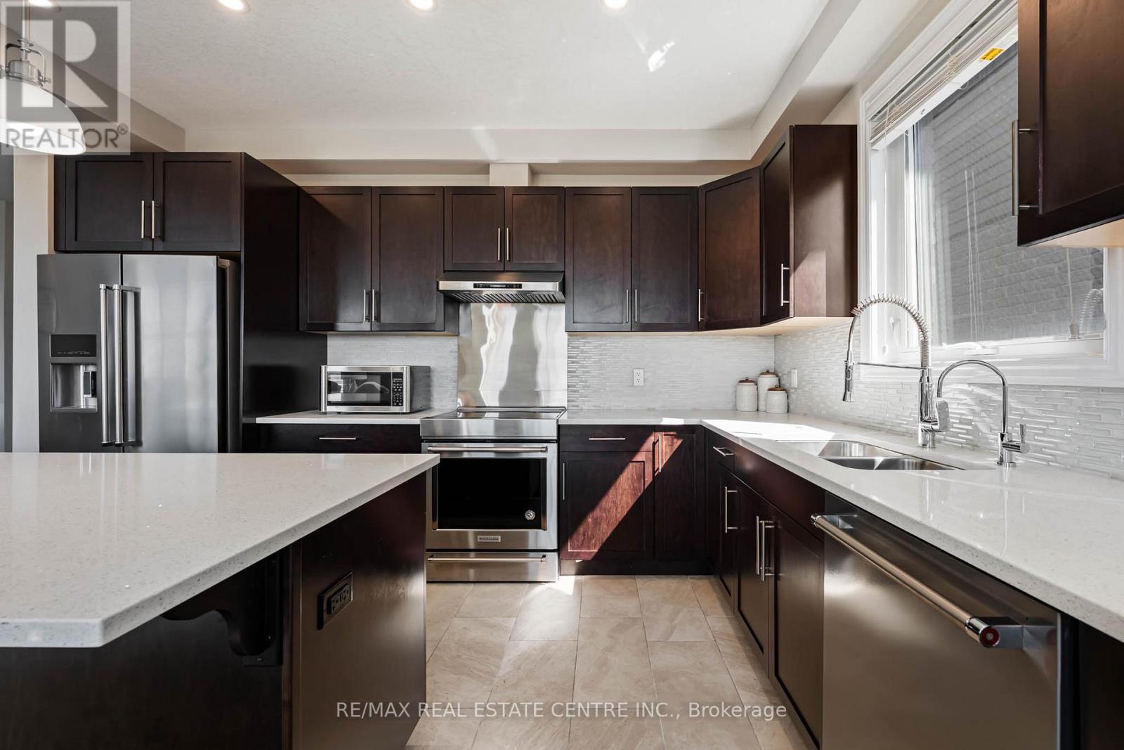 6 Sparrow Crescent, East Luther Grand Valley, Ontario  L9W 7P2 - Photo 12 - X13046392