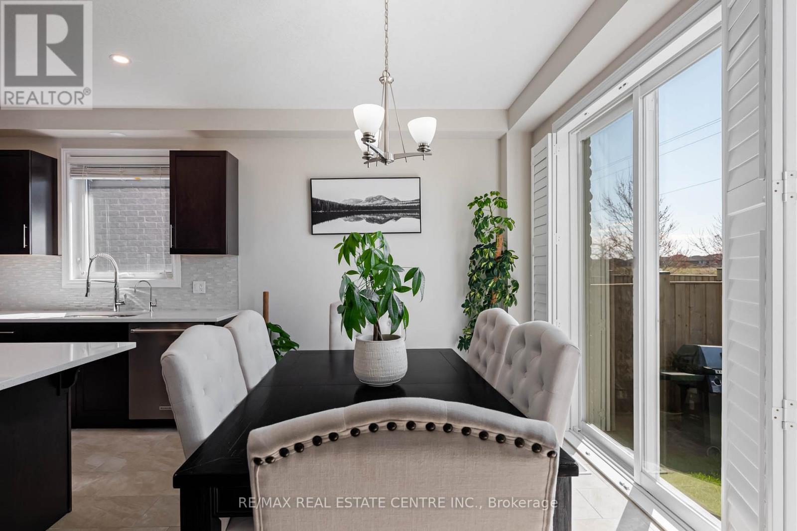 6 Sparrow Crescent, East Luther Grand Valley, Ontario  L9W 7P2 - Photo 13 - X13046392