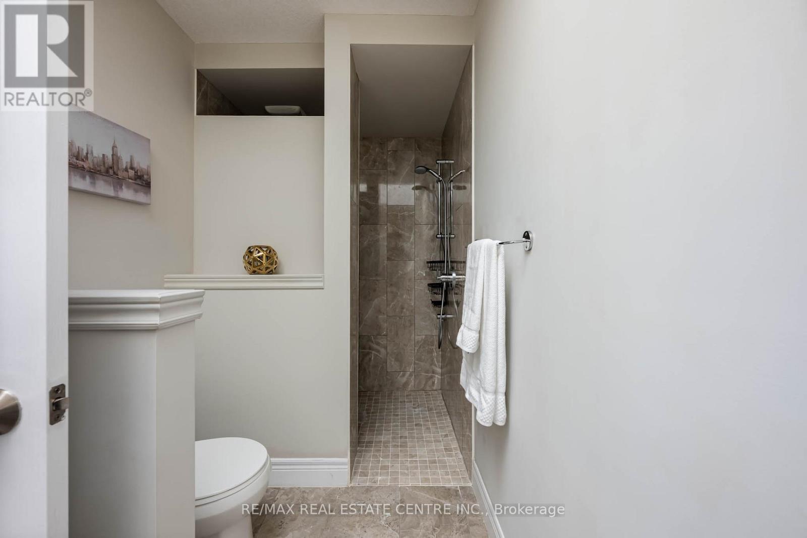 6 Sparrow Crescent, East Luther Grand Valley, Ontario  L9W 7P2 - Photo 23 - X13046392