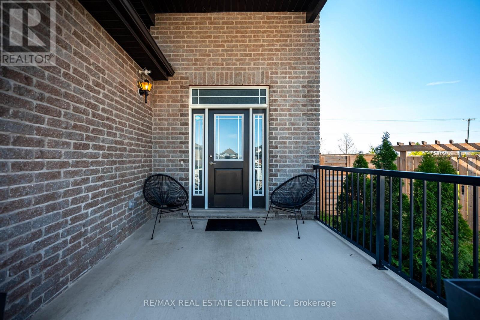 6 Sparrow Crescent, East Luther Grand Valley, Ontario  L9W 7P2 - Photo 3 - X13046392