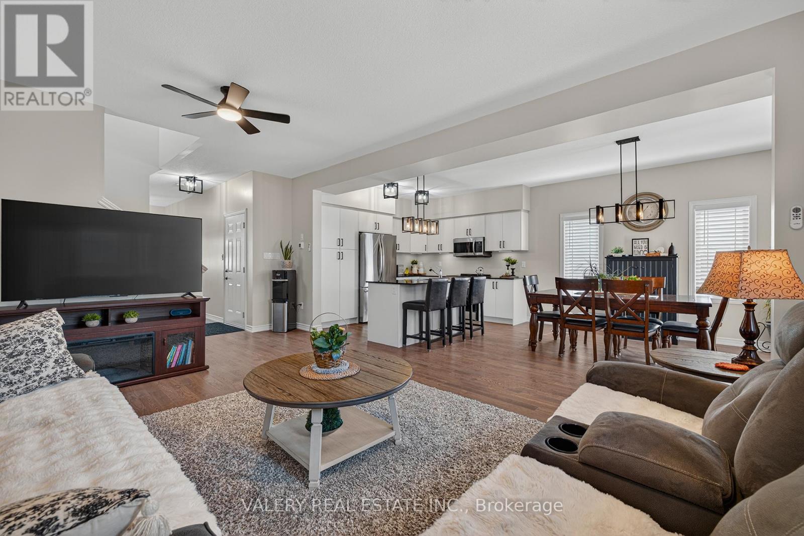 109 Ballantyne Avenue, North Perth, Ontario  N0G 1B0 - Photo 8 - X13046420