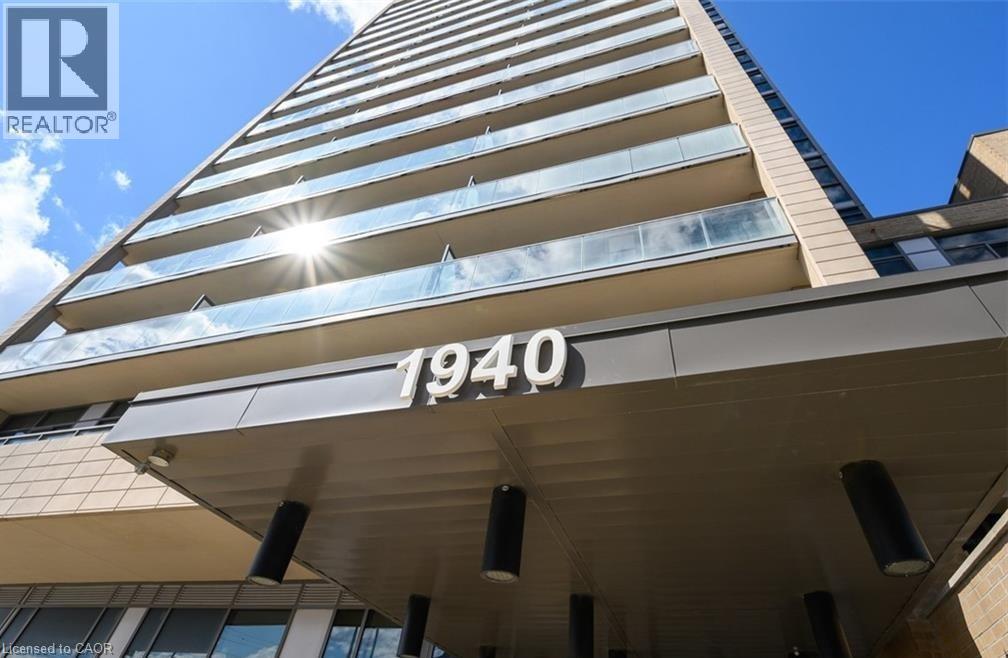 1940 Ironstone Drive Unit# 317, Burlington, Ontario  L7L 0E7 - Photo 3 - 40824305