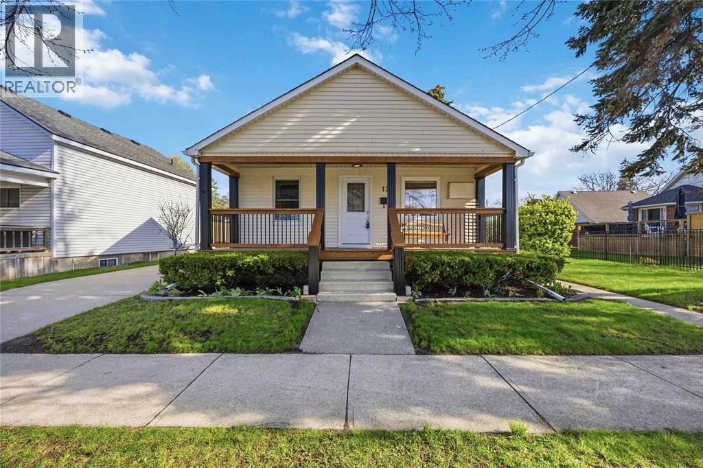 128 Alexandra Avenue, Point Edward, Ontario  N7V 1C2 - Photo 1 - 26009216