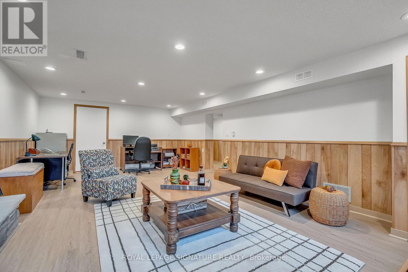 34 Tufton Crescent, Toronto, Ontario  M4A 2E3 - Photo 30 - C13046482