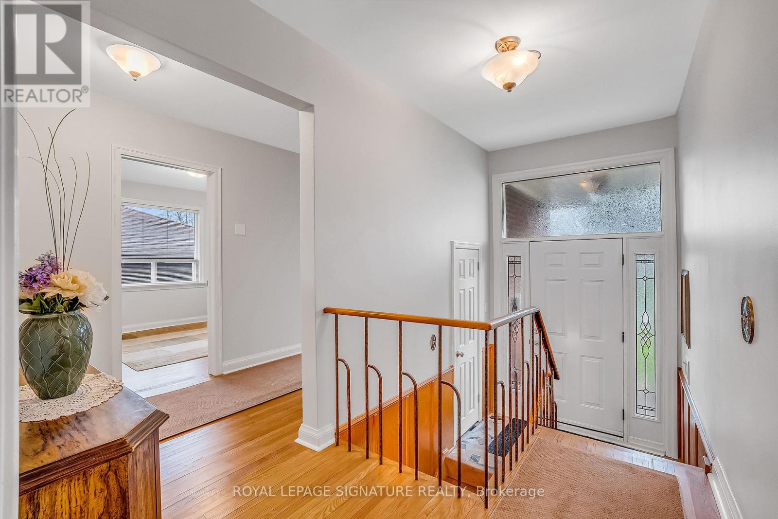 34 Tufton Crescent, Toronto, Ontario  M4A 2E3 - Photo 4 - C13046482