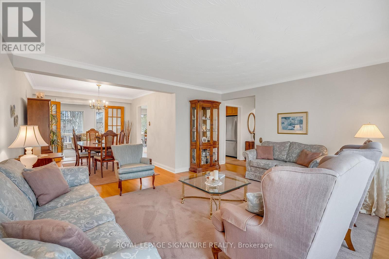 34 Tufton Crescent, Toronto, Ontario  M4A 2E3 - Photo 7 - C13046482