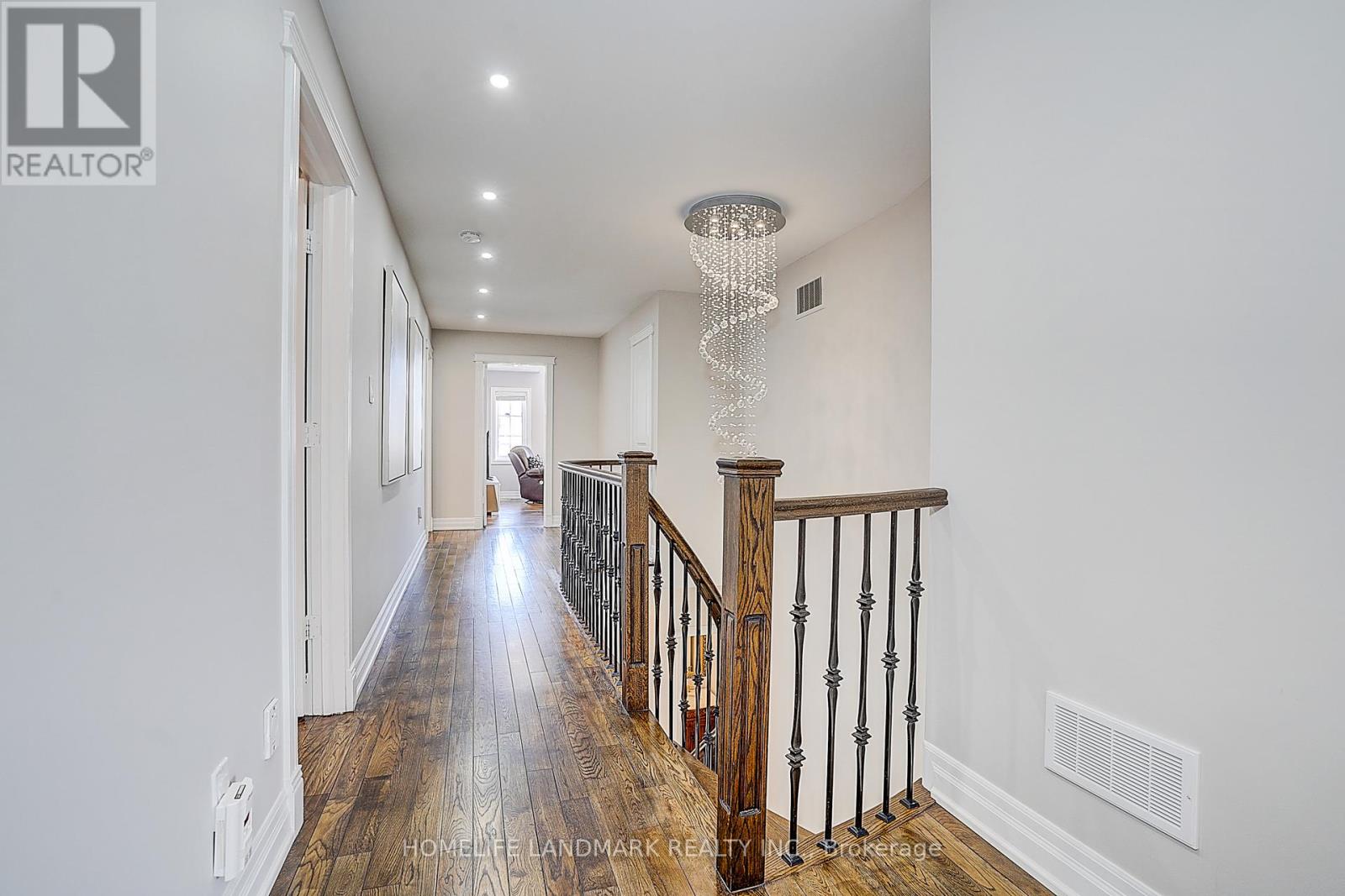 19 Daniel Bram Drive, Vaughan, Ontario  L6A 0L4 - Photo 23 - N13046546