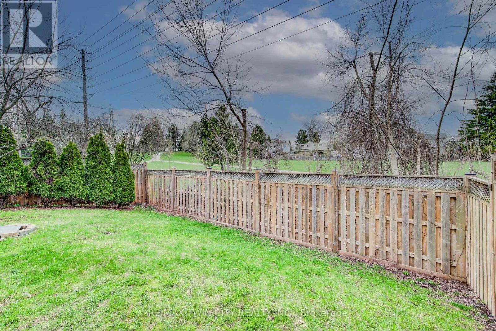 183 Dinison Crescent, Kitchener, Ontario  N2E 2S6 - Photo 29 - X13042352