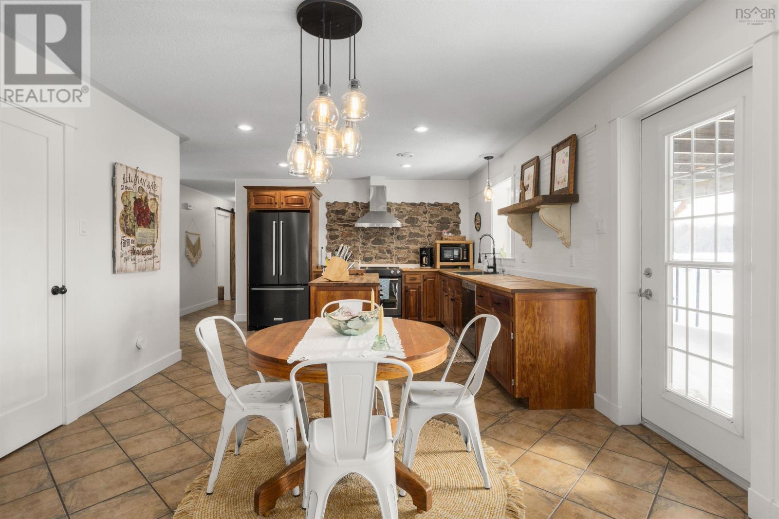 10928 Highway 1, Paradise, Nova Scotia  B0S 1M0 - Photo 16 - 202528199