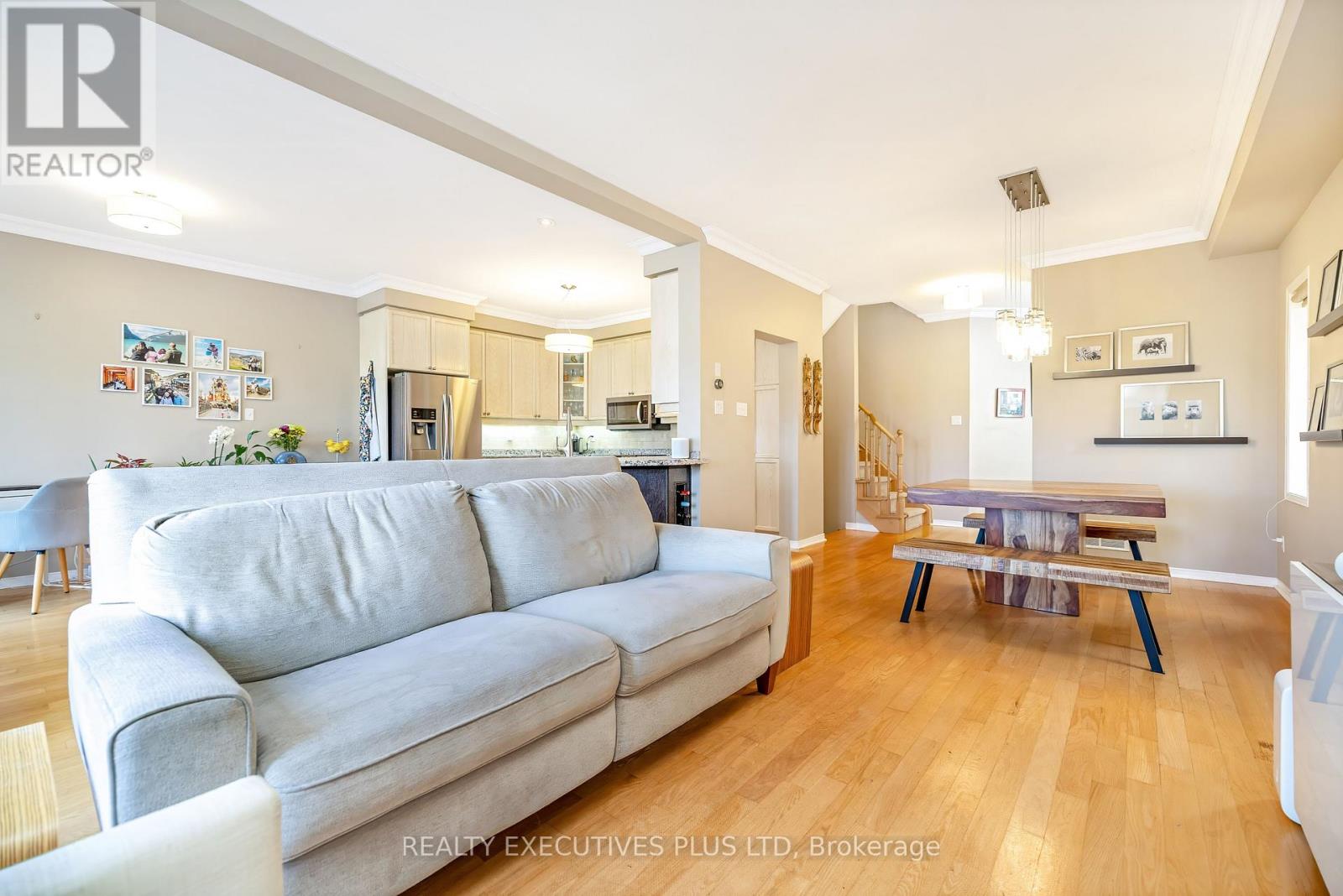 3113 Owls Foot Drive, Mississauga, Ontario  L5M 6T8 - Photo 11 - W13046478