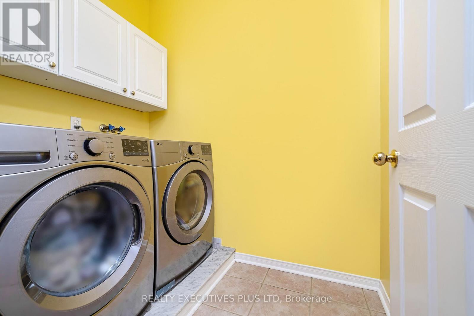 3113 Owls Foot Drive, Mississauga, Ontario  L5M 6T8 - Photo 24 - W13046478