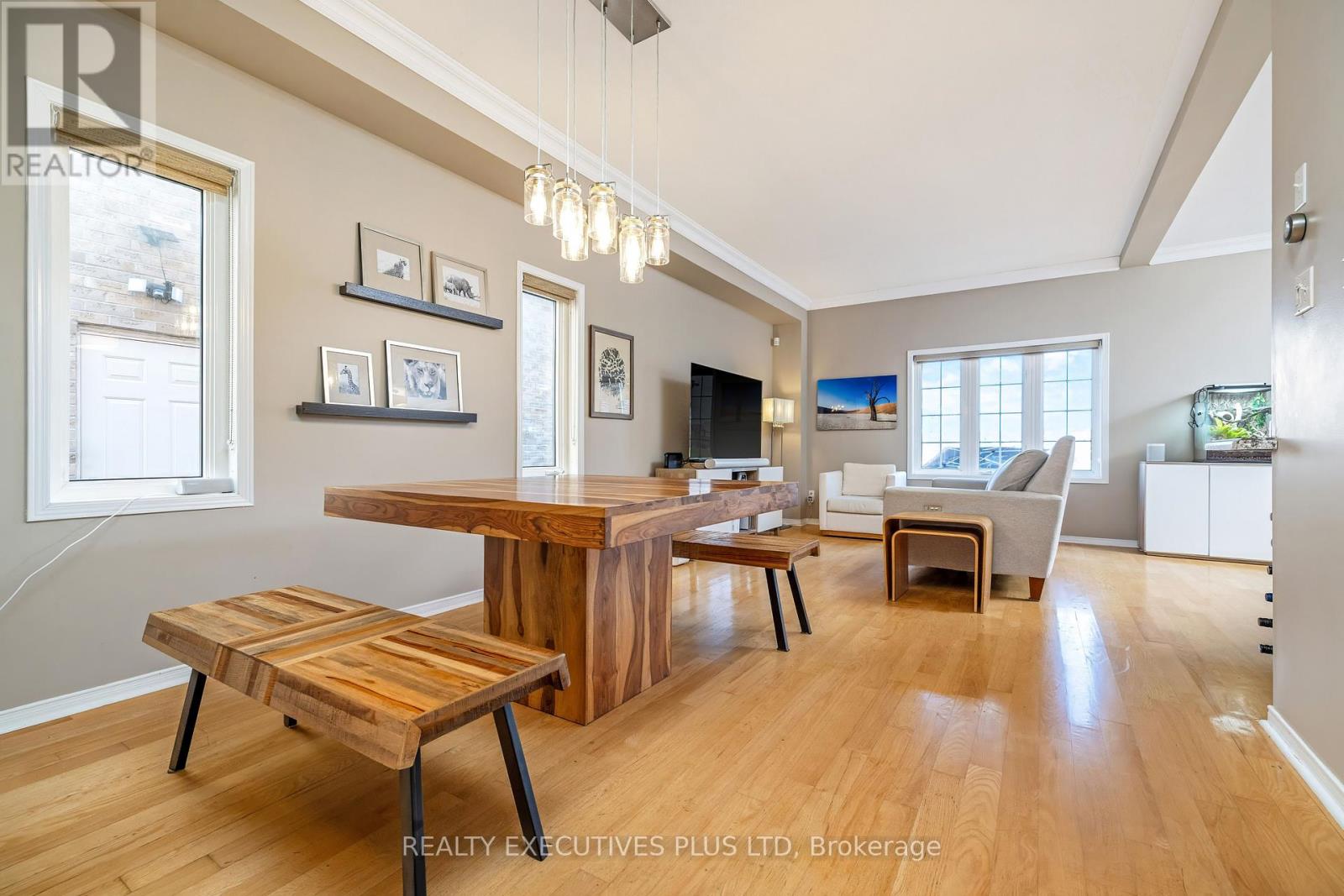 3113 Owls Foot Drive, Mississauga, Ontario  L5M 6T8 - Photo 6 - W13046478