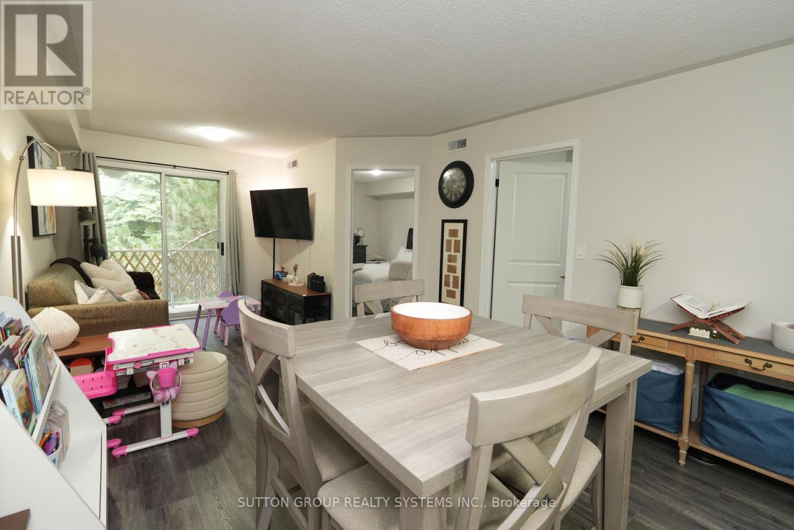 183 - 103 Bristol Road E, Mississauga, Ontario  L4Z 3P6 - Photo 2 - W13046526