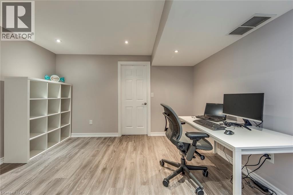 4643 Thomas Alton Boulevard, Burlington, Ontario  L7M 0J2 - Photo 35 - 40822868