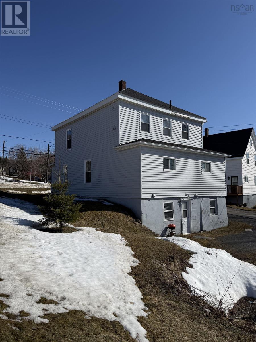 49 High Street, Trenton, Nova Scotia  B0K 1X0 - Photo 10 - 202604812