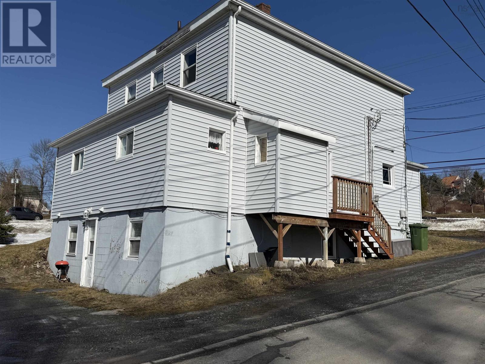 49 High Street, Trenton, Nova Scotia  B0K 1X0 - Photo 11 - 202604812