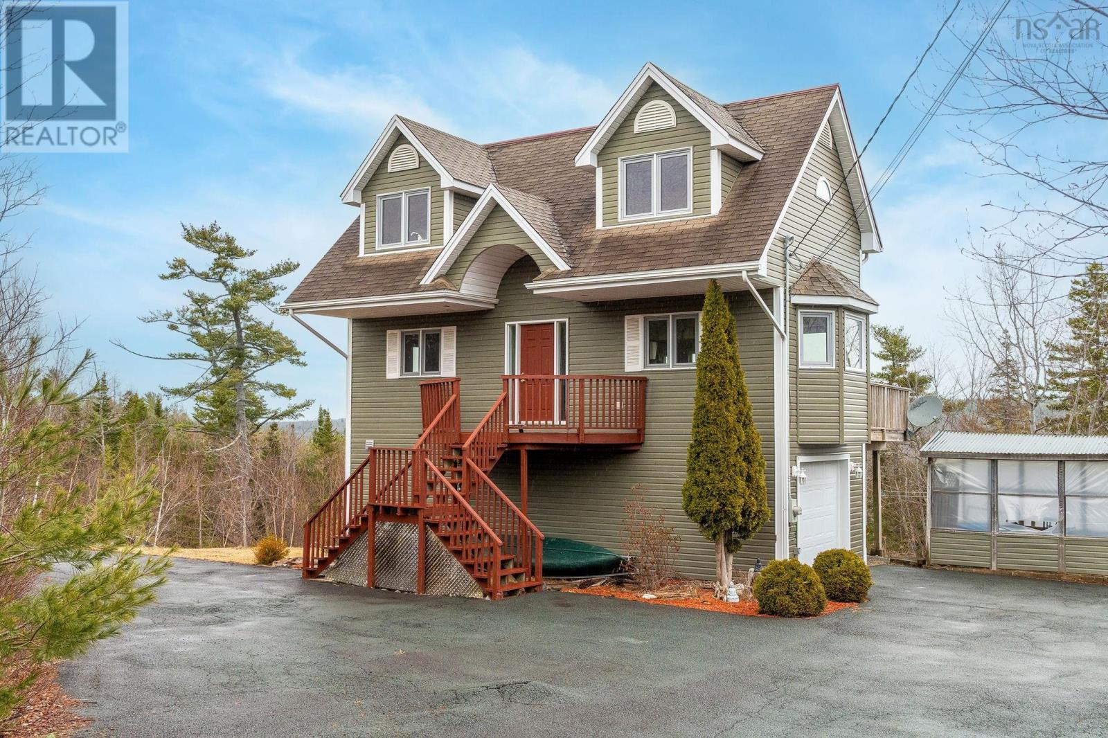 31 Limestone Avenue, Fall River, Nova Scotia