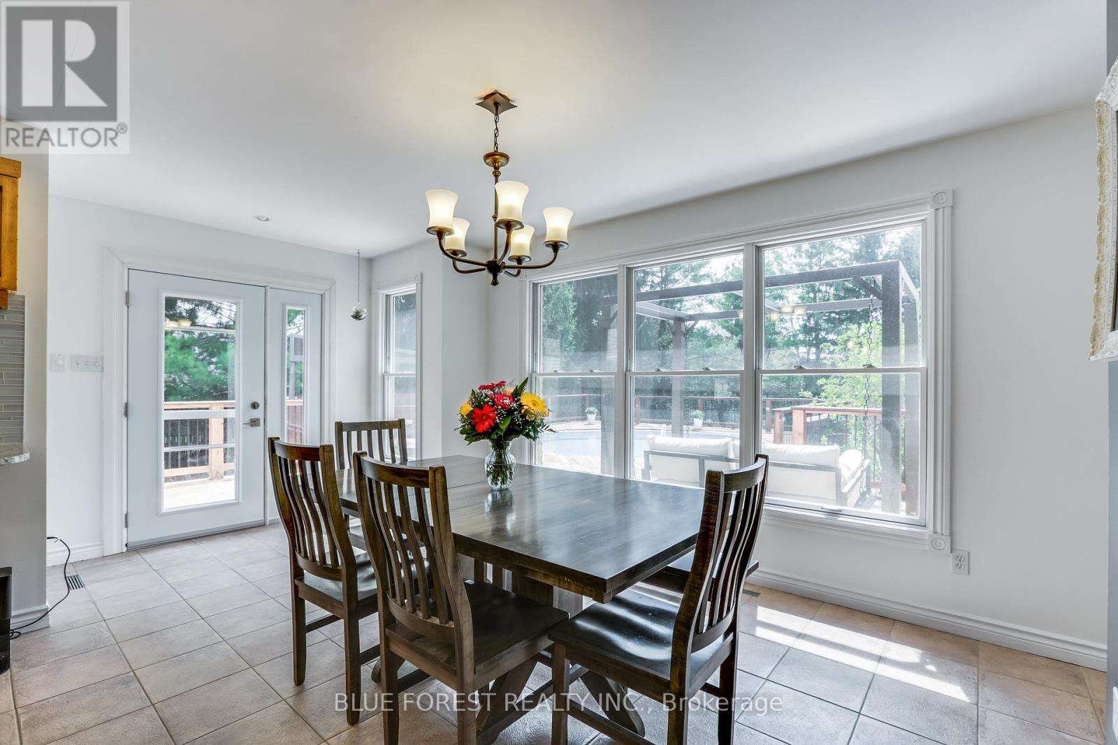 58 Aberdeen Drive, Middlesex Centre, Ontario  N0M 2A0 - Photo 4 - X13046592