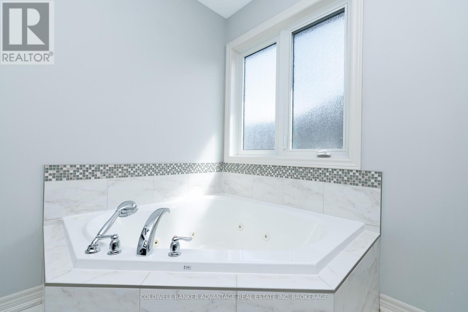 395 Michael Drive, Welland, Ontario  L3C 0A5 - Photo 24 - X13046580