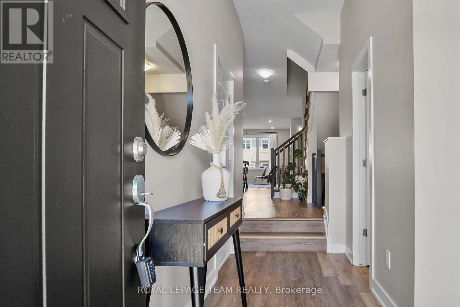 506 Edenwylde Drive, Ottawa, Ontario  K2S 2K4 - Photo 5 - X13045352