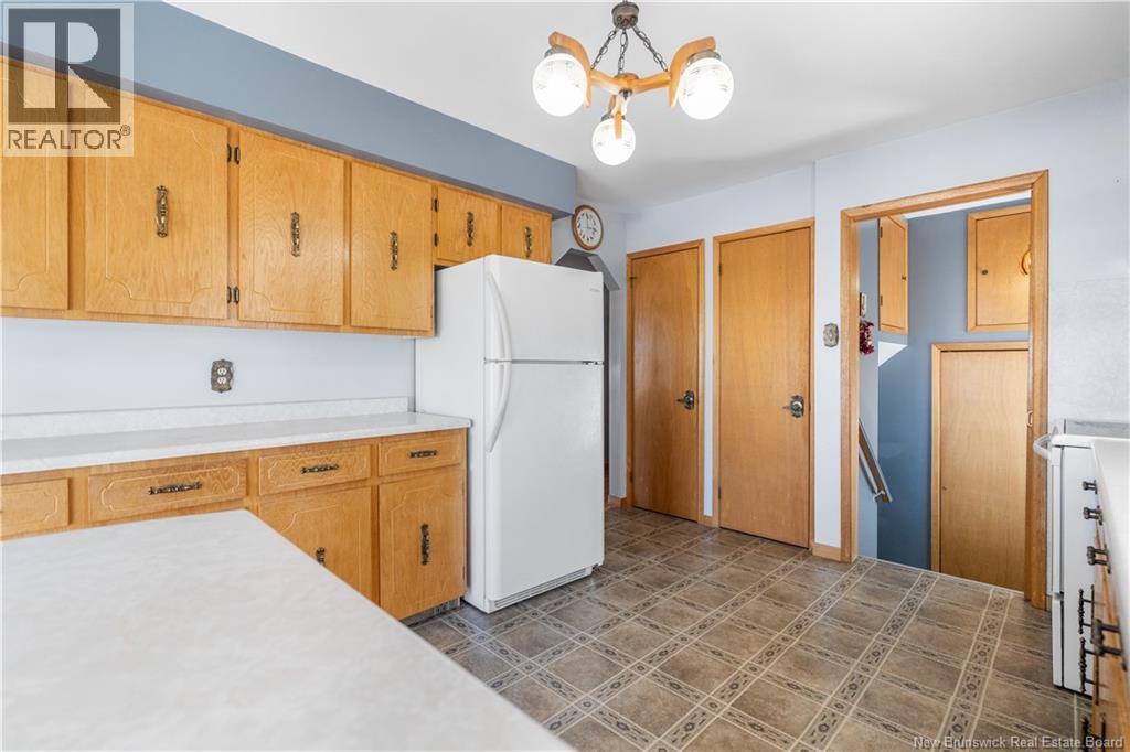 57 Rue L'anglais, Petit-Rocher, New Brunswick  E8J 1J1 - Photo 12 - NB137875