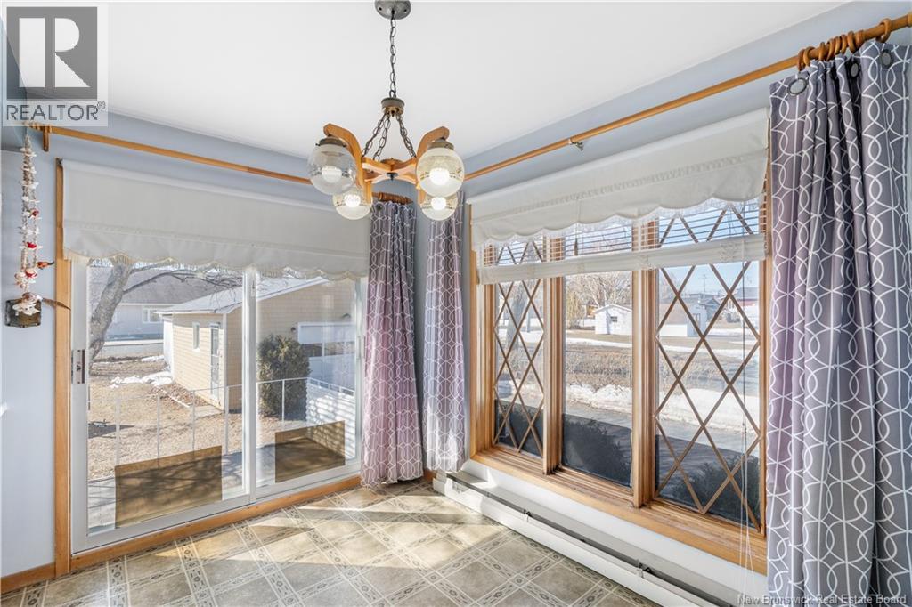 57 Rue L'anglais, Petit-Rocher, New Brunswick  E8J 1J1 - Photo 13 - NB137875
