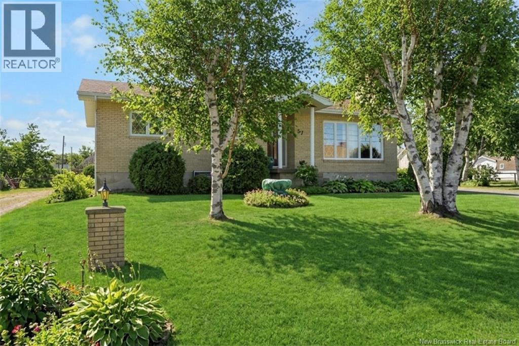 57 Rue L'anglais, Petit-Rocher, New Brunswick  E8J 1J1 - Photo 2 - NB137875