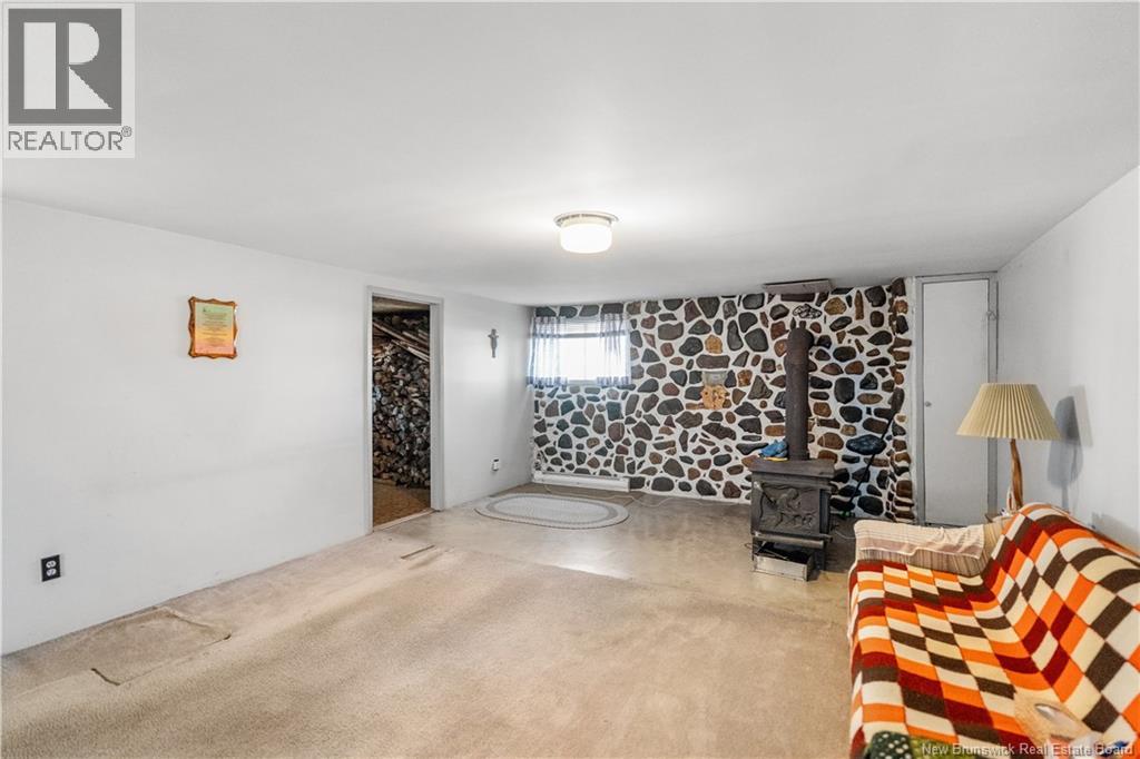 57 Rue L'anglais, Petit-Rocher, New Brunswick  E8J 1J1 - Photo 34 - NB137875