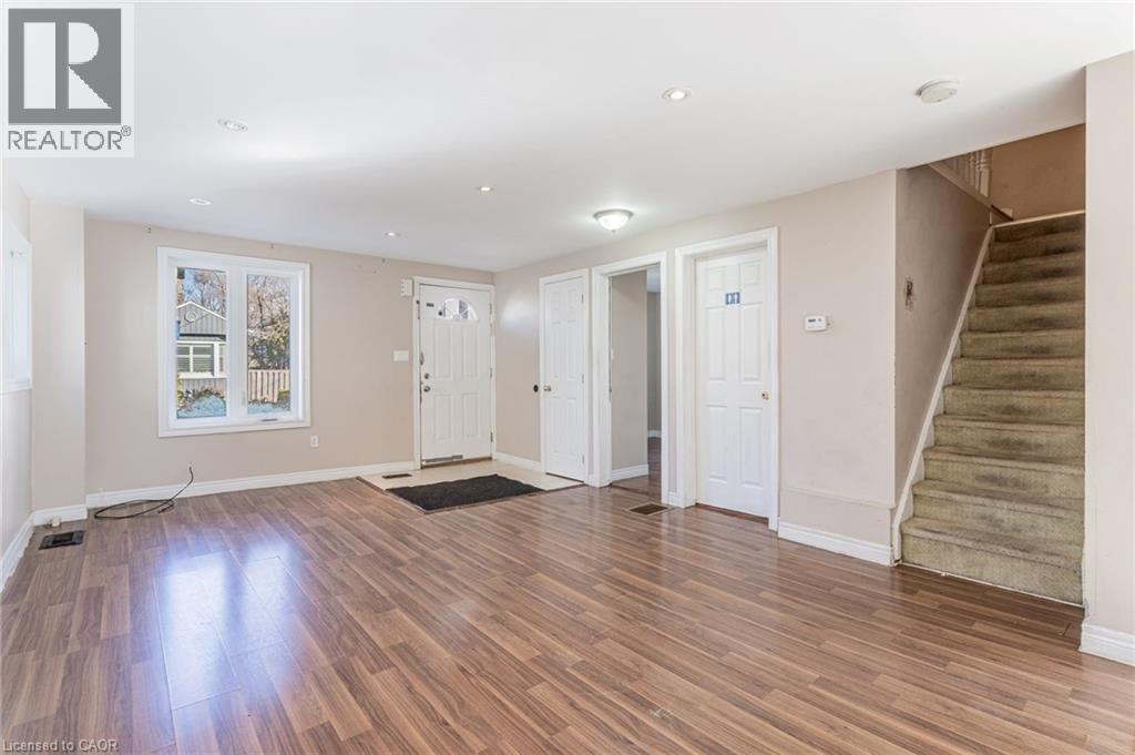 20 East 27th Street, Hamilton, Ontario  L8V 2E7 - Photo 7 - 40817627