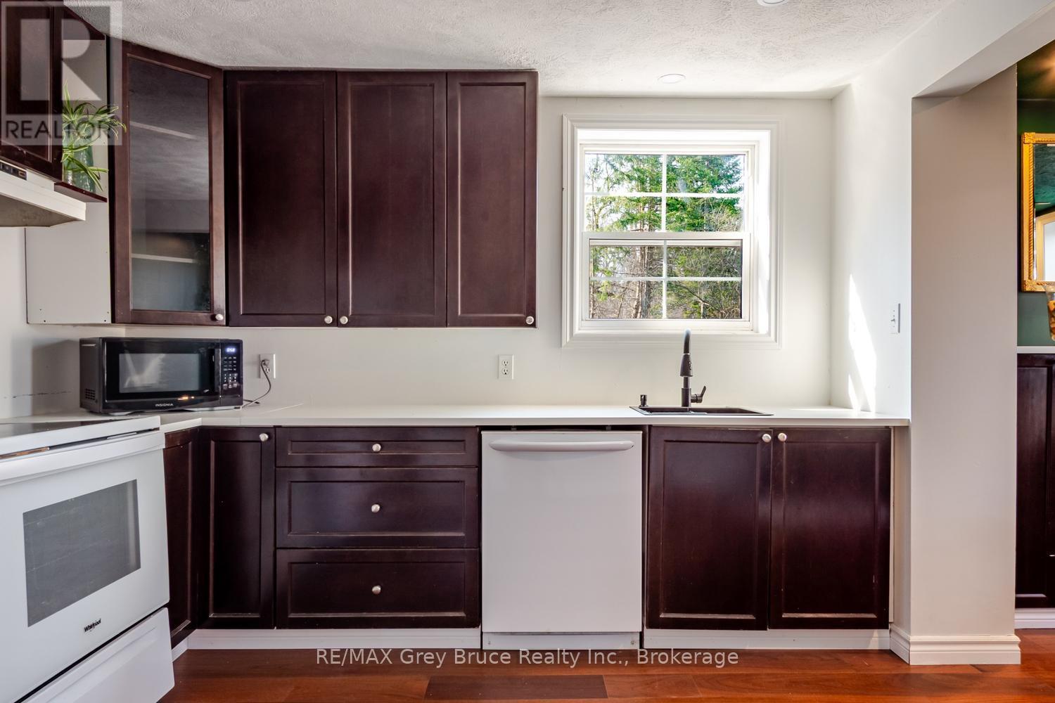 735 5th Avenue E, Owen Sound, Ontario  N4K 2R7 - Photo 14 - X13046584