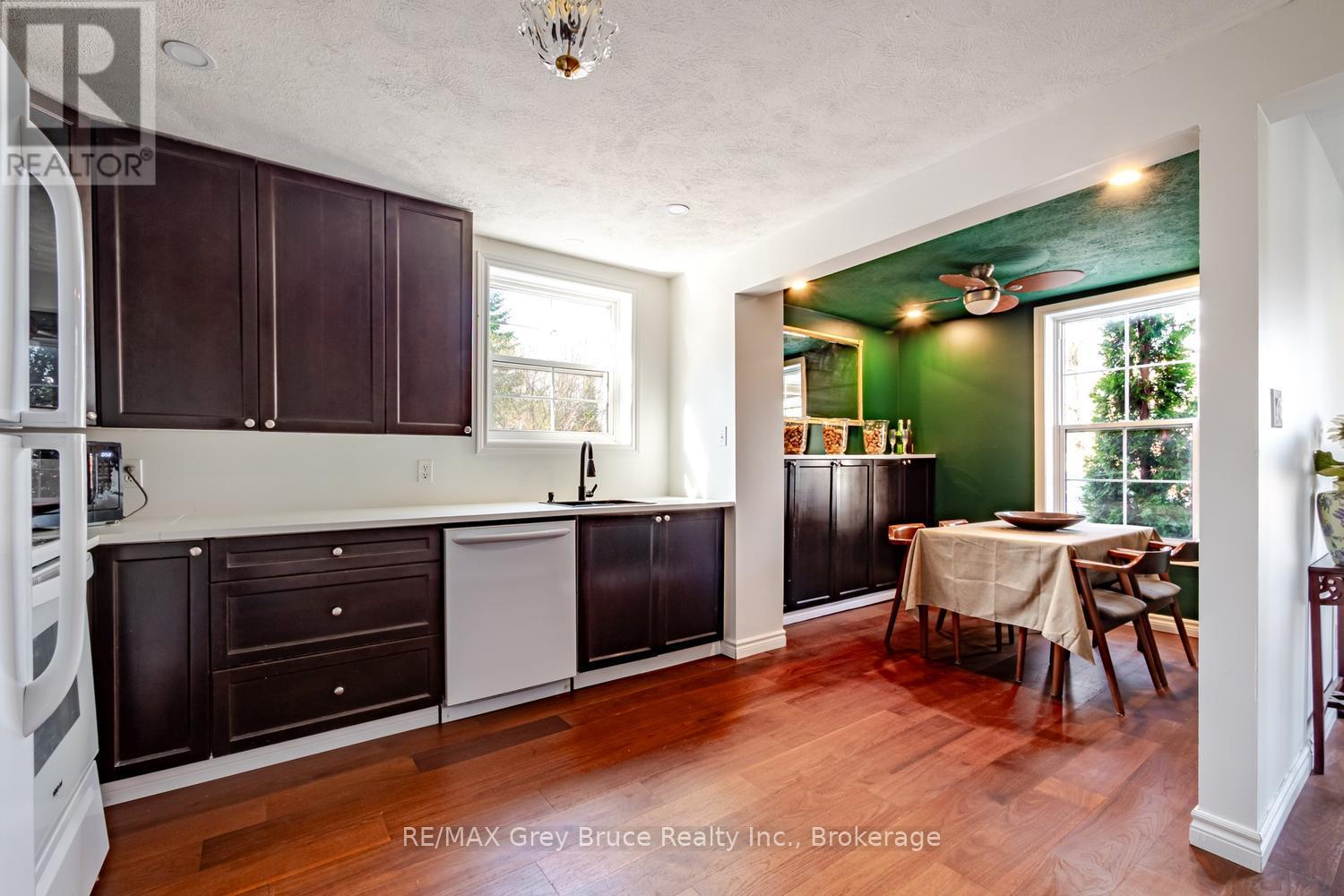 735 5th Avenue E, Owen Sound, Ontario  N4K 2R7 - Photo 15 - X13046584