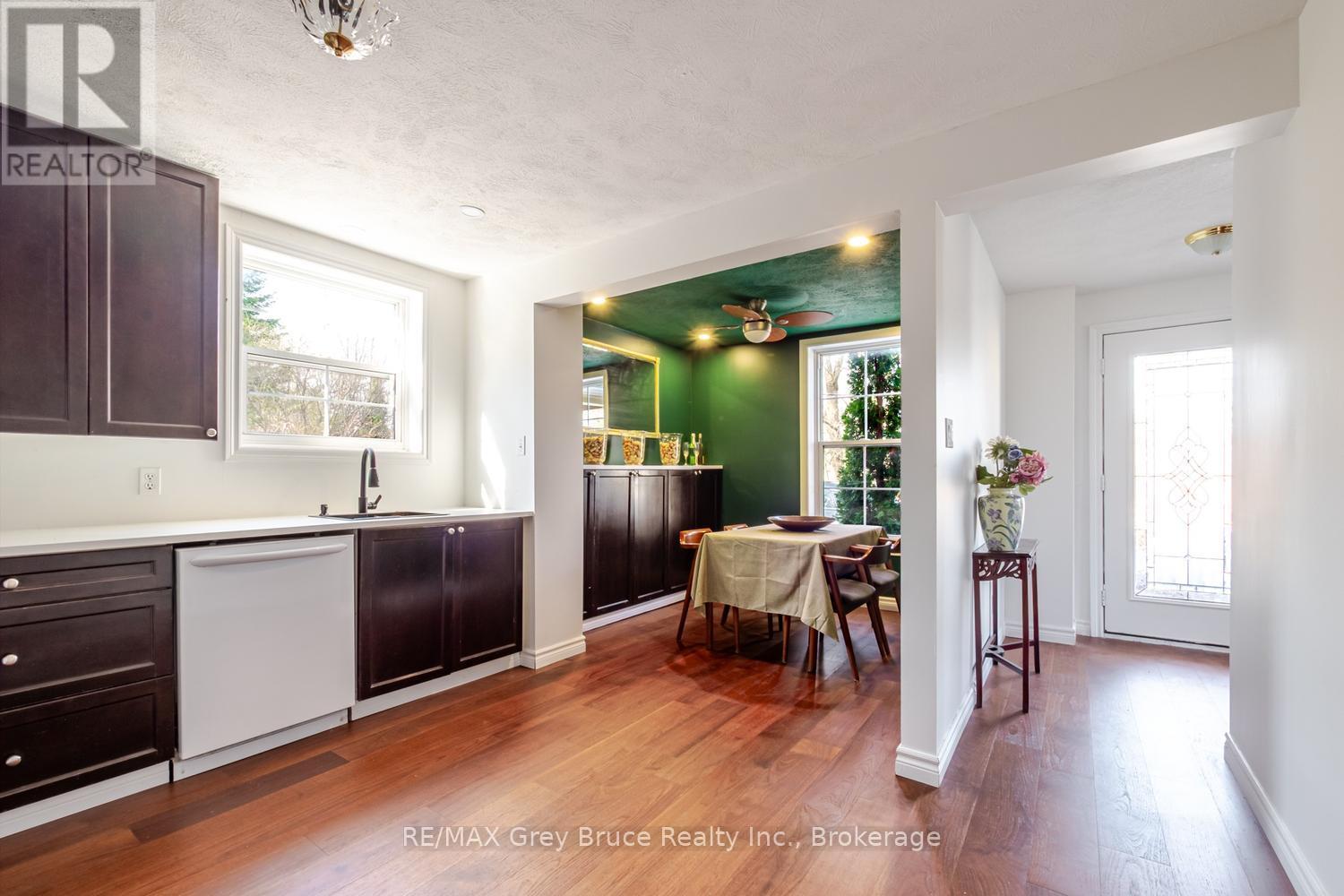 735 5th Avenue E, Owen Sound, Ontario  N4K 2R7 - Photo 16 - X13046584