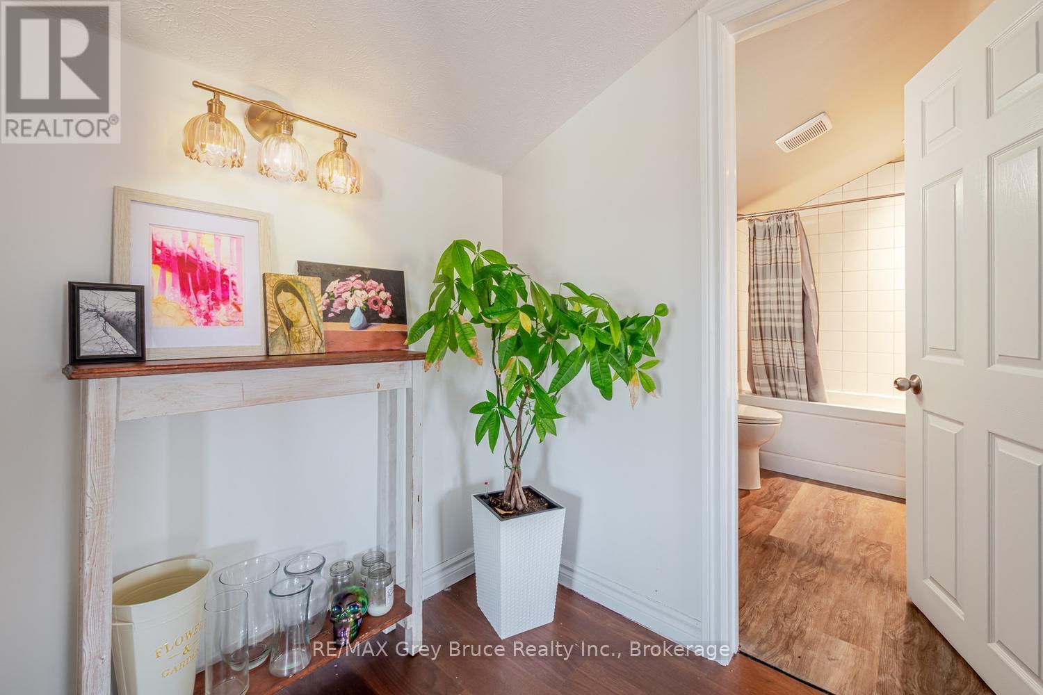 735 5th Avenue E, Owen Sound, Ontario  N4K 2R7 - Photo 22 - X13046584