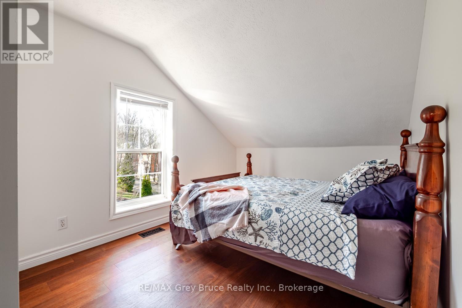 735 5th Avenue E, Owen Sound, Ontario  N4K 2R7 - Photo 29 - X13046584