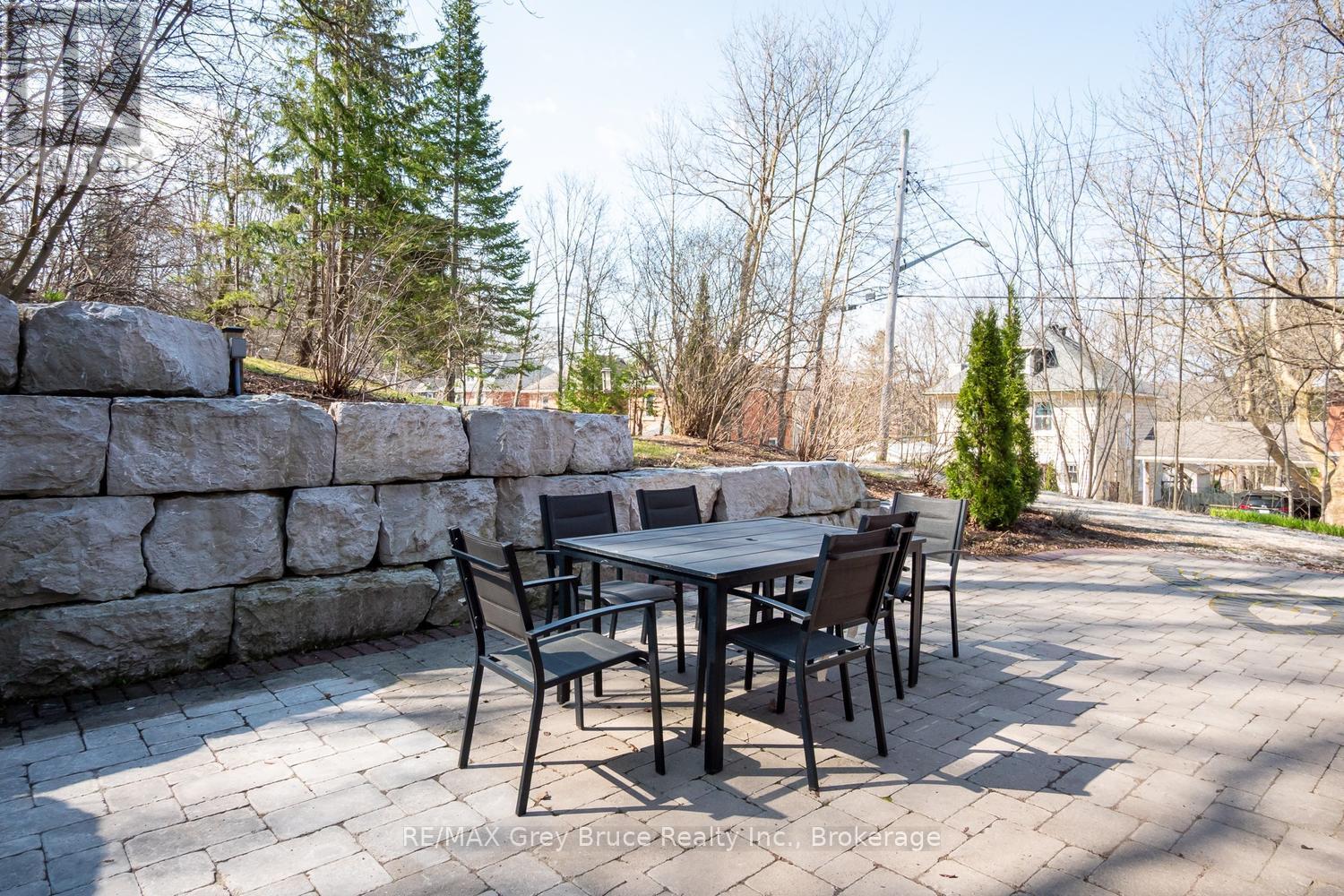 735 5th Avenue E, Owen Sound, Ontario  N4K 2R7 - Photo 40 - X13046584