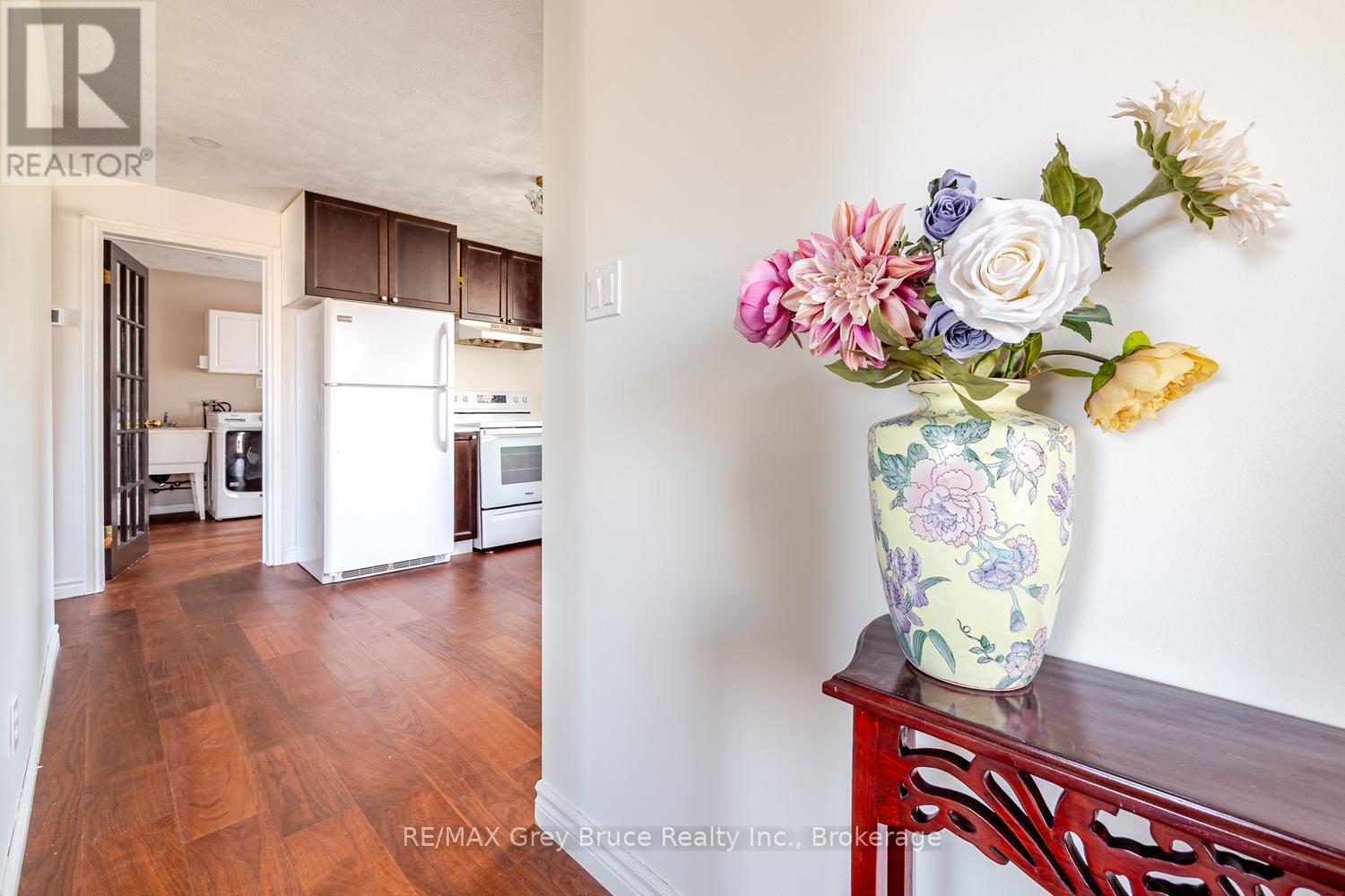 735 5th Avenue E, Owen Sound, Ontario  N4K 2R7 - Photo 6 - X13046584